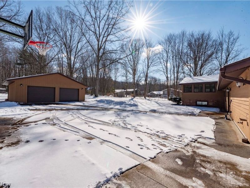 9735 Deerfield Place, Kirtland, OH 44094 Photo 43