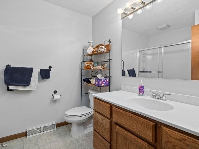 707 Lincoln Street, Amherst, OH 44001 Photo 22