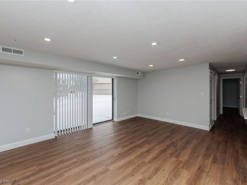 9611 Sunrise Boulevard, North Royalton, OH 44133 Photo 3