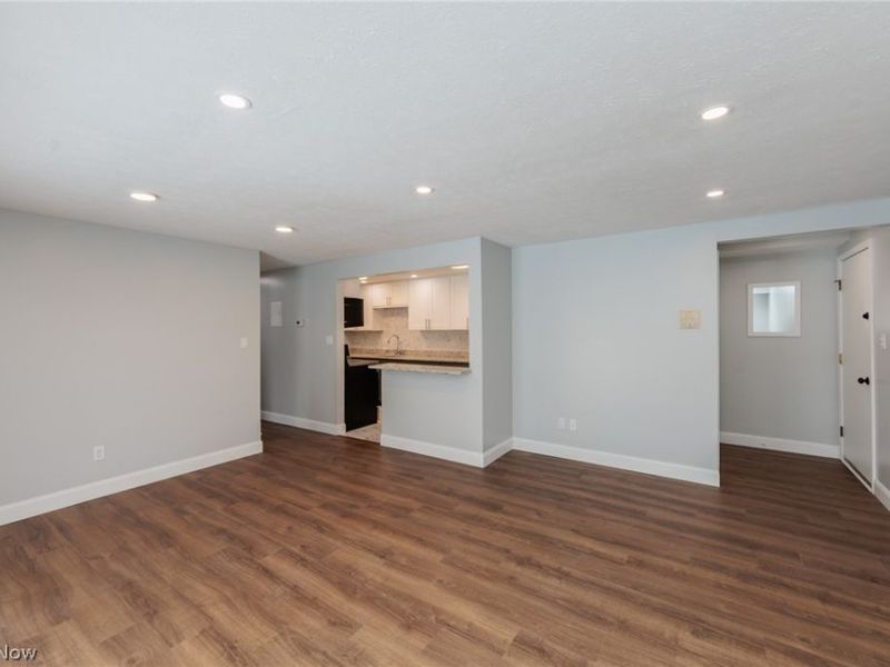 9611 Sunrise Boulevard, North Royalton, OH 44133 Photo 4