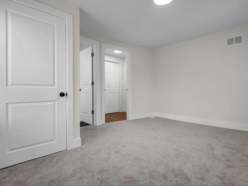 271 S Warren Avenue , Columbus, OH 43204 Photo 27