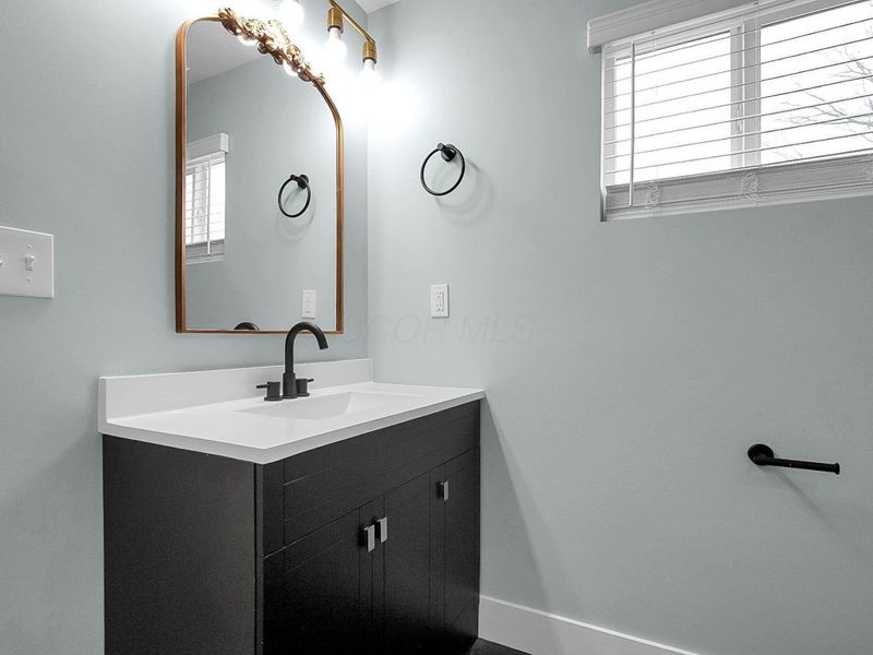 271 S Warren Avenue , Columbus, OH 43204 Photo 28