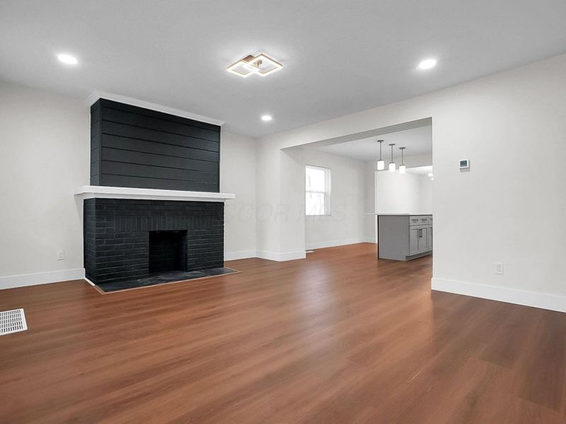 271 S Warren Avenue , Columbus, OH 43204 Photo 5