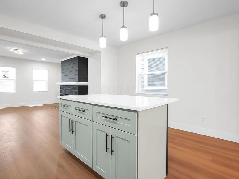 271 S Warren Avenue , Columbus, OH 43204 Photo 9