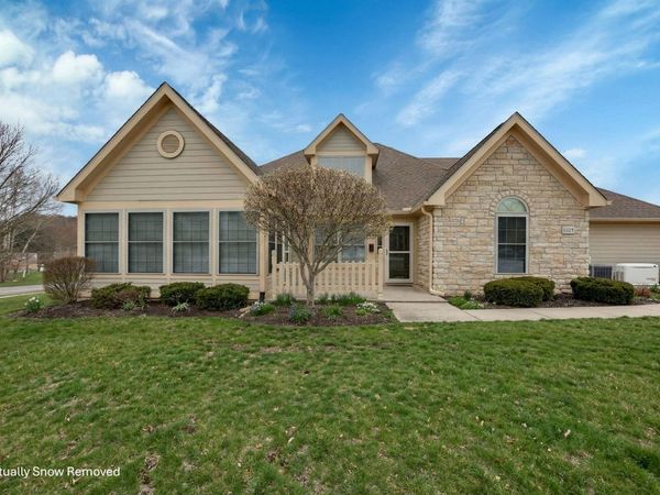 1234 Stonehouse Court, Lancaster, OH 43130