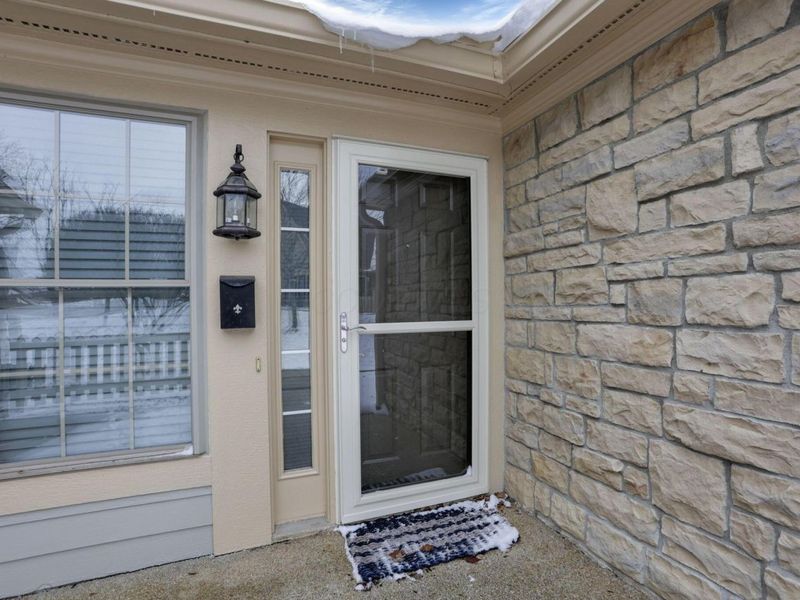 1234 Stonehouse Court, Lancaster, OH 43130 Photo 4