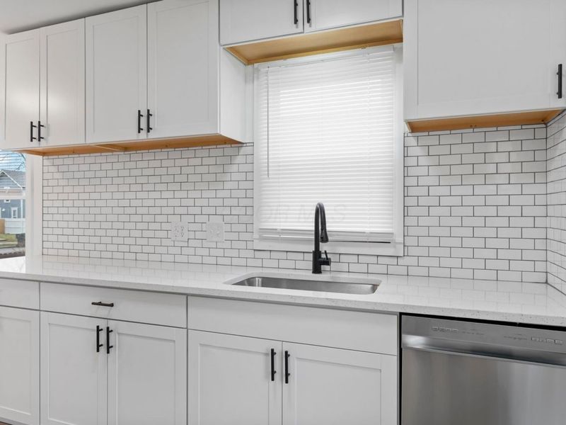 1204 Loretta Avenue, Columbus, OH 43211 Photo 12