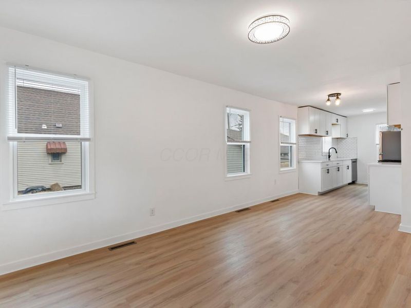 1204 Loretta Avenue, Columbus, OH 43211 Photo 2