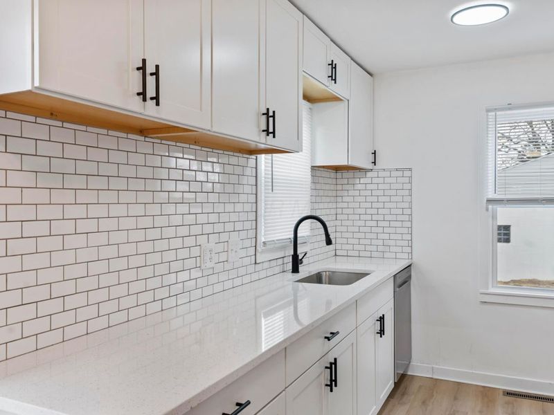 1204 Loretta Avenue, Columbus, OH 43211 Photo 8