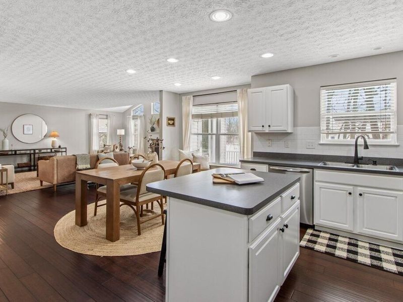 3100 Splitrock Road , Columbus, OH 43221 Photo 10