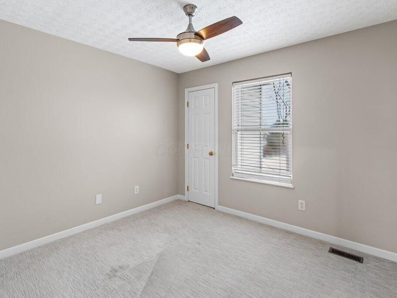 3100 Splitrock Road , Columbus, OH 43221 Photo 21