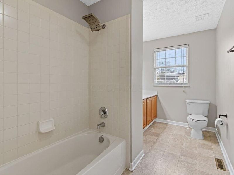 3100 Splitrock Road , Columbus, OH 43221 Photo 22