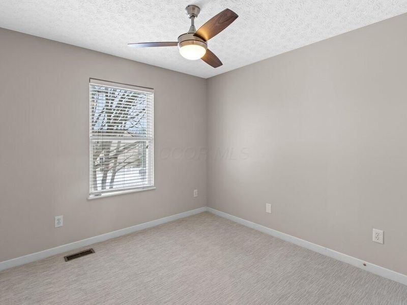 3100 Splitrock Road , Columbus, OH 43221 Photo 24