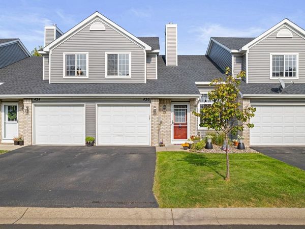 420 Monk Court, Chanhassen, MN 55317