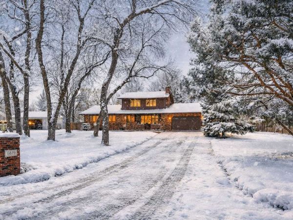 6819 Sunnyside Drive, Horace, ND 58047