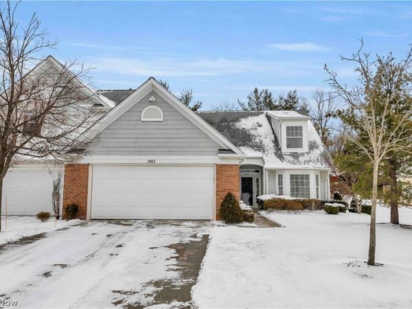 2563 Piedmont Court, Unit 22, Westlake, OH 44145