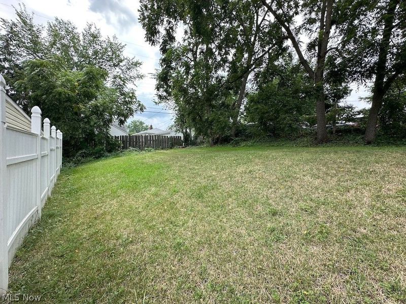 4323 Russell Avenue, Parma, OH 44134 Photo 35