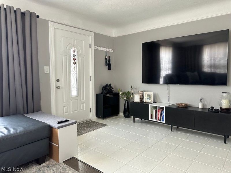 4323 Russell Avenue, Parma, OH 44134 Photo 5