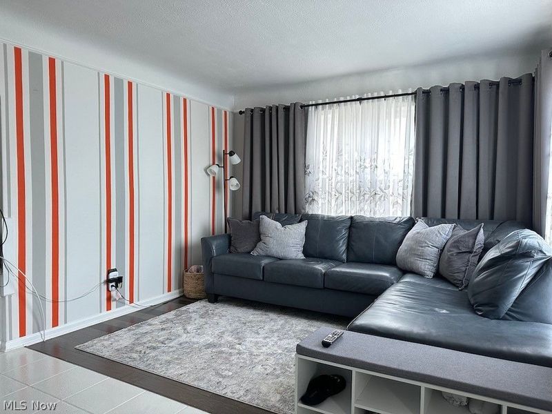 4323 Russell Avenue, Parma, OH 44134 Photo 9