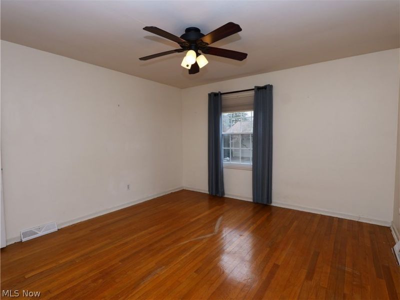 8161 Glenwood Avenue, Youngstown, OH 44512 Photo 13