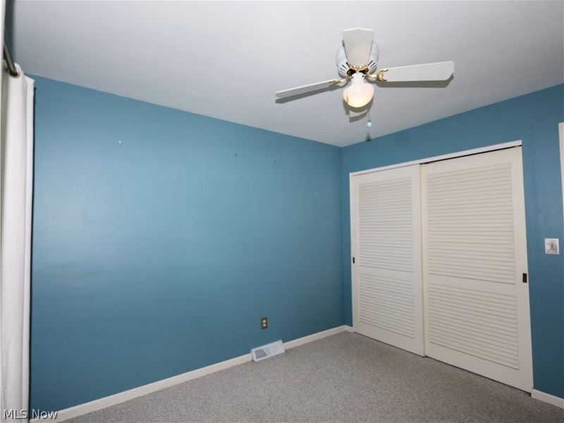 8161 Glenwood Avenue, Youngstown, OH 44512 Photo 18