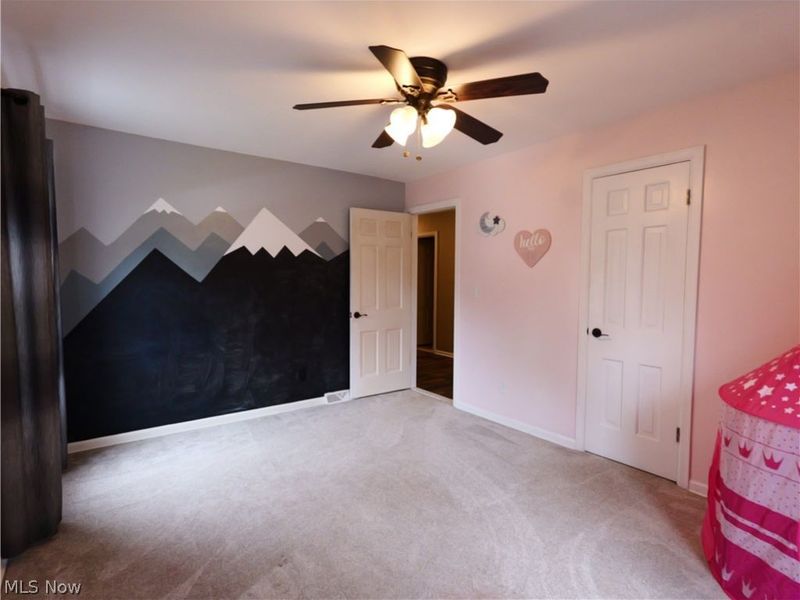 8161 Glenwood Avenue, Youngstown, OH 44512 Photo 19