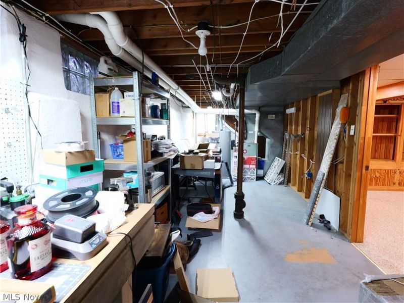 8161 Glenwood Avenue, Youngstown, OH 44512 Photo 35