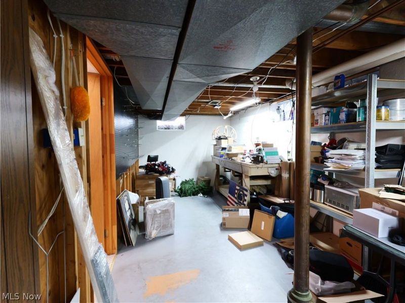 8161 Glenwood Avenue, Youngstown, OH 44512 Photo 36