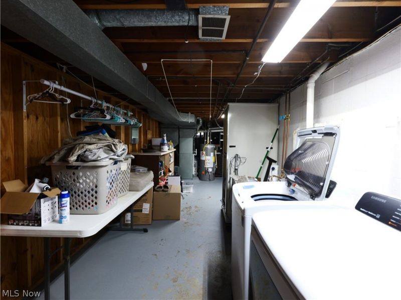 8161 Glenwood Avenue, Youngstown, OH 44512 Photo 37