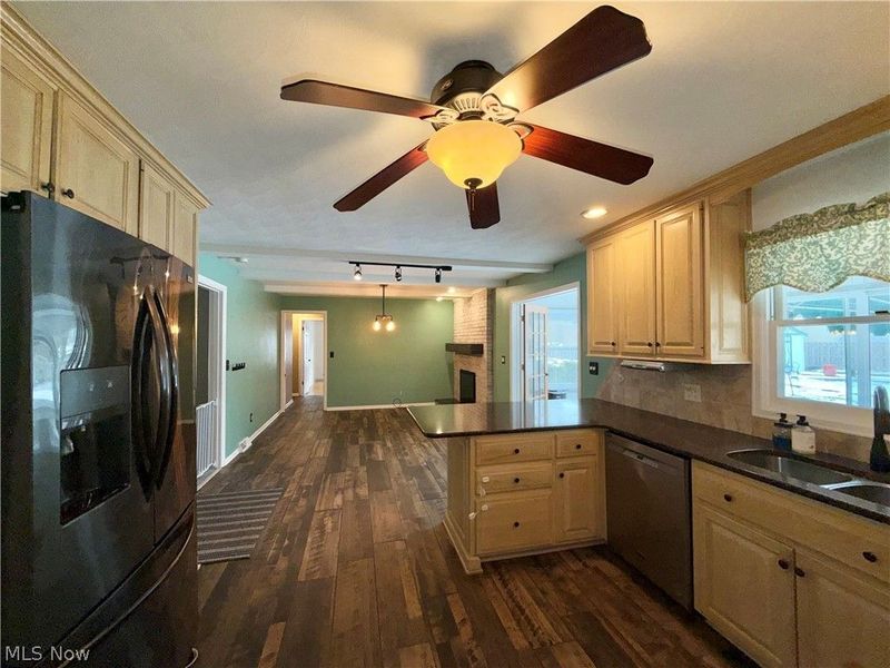 8161 Glenwood Avenue, Youngstown, OH 44512 Photo 4