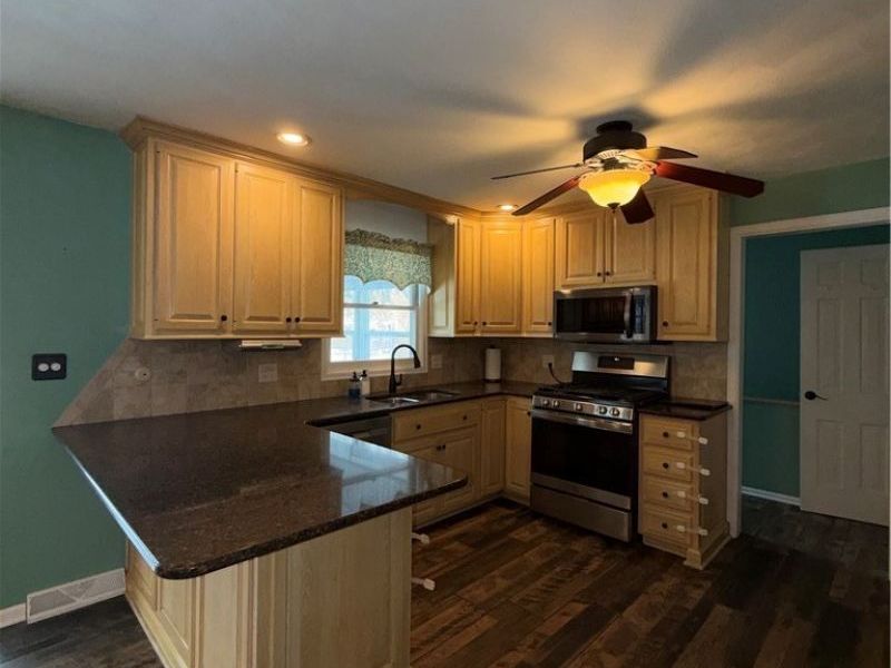 8161 Glenwood Avenue, Youngstown, OH 44512 Photo 5