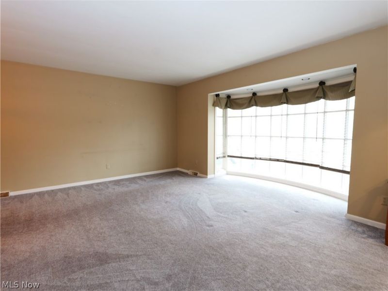 8161 Glenwood Avenue, Youngstown, OH 44512 Photo 9