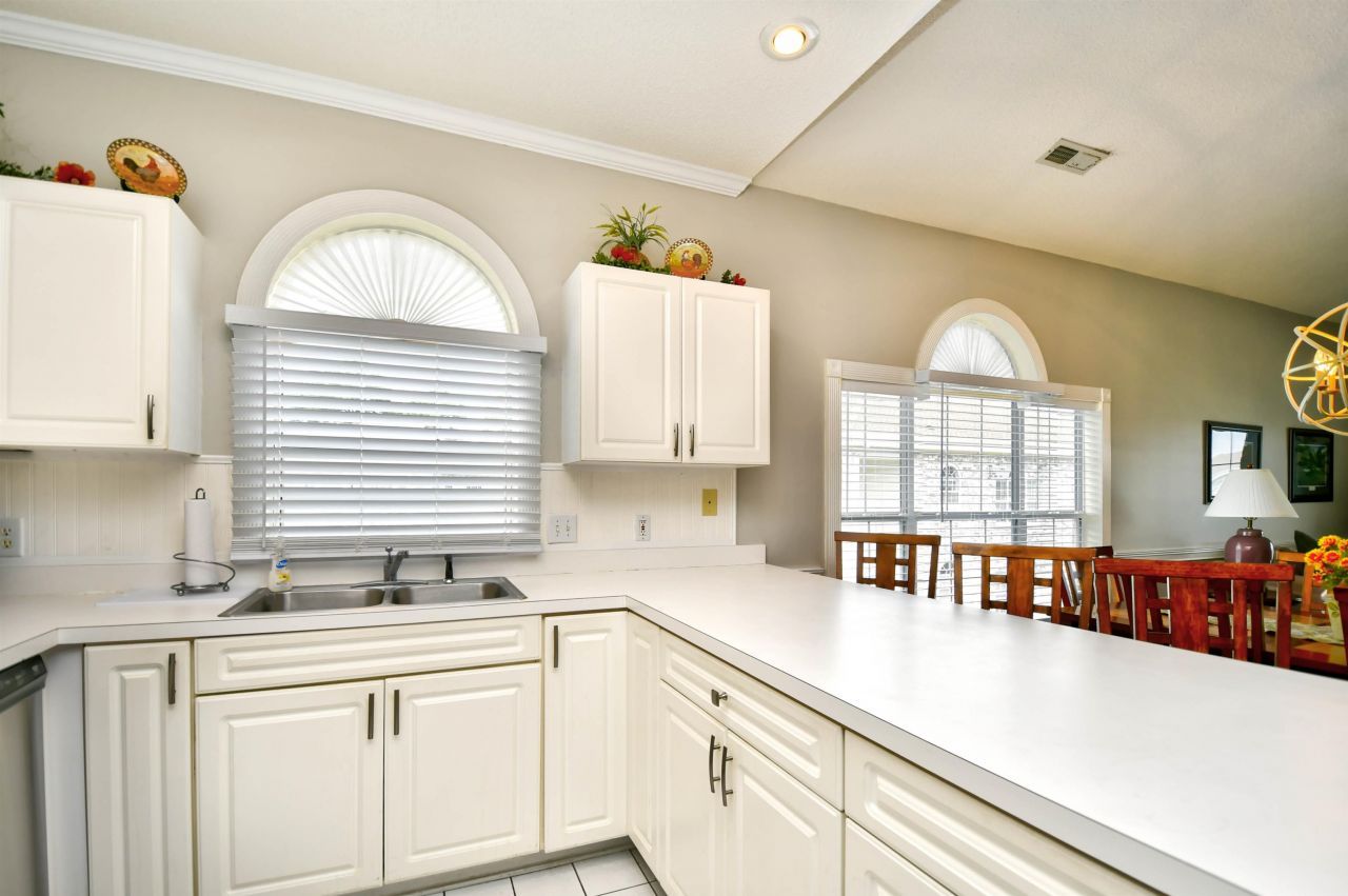 4677 Wild Iris Dr. Photo 13