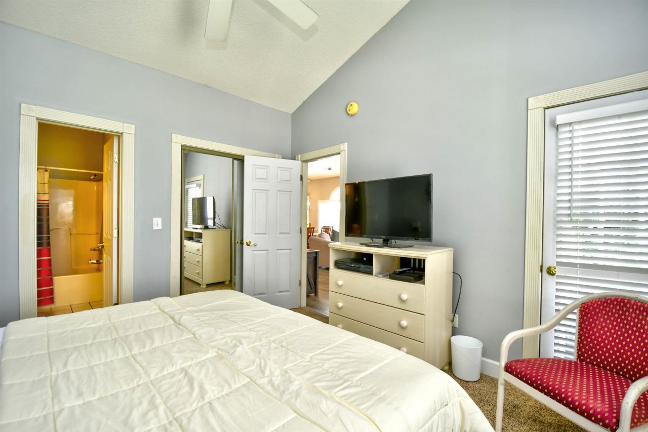 4677 Wild Iris Dr. Photo 16