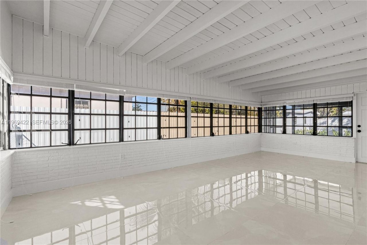 9241 Marine Dr, Cutler Bay, FL 33189 Photo