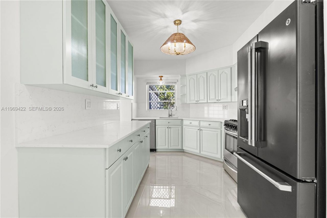 9241 Marine Dr, Cutler Bay, FL 33189 Photo