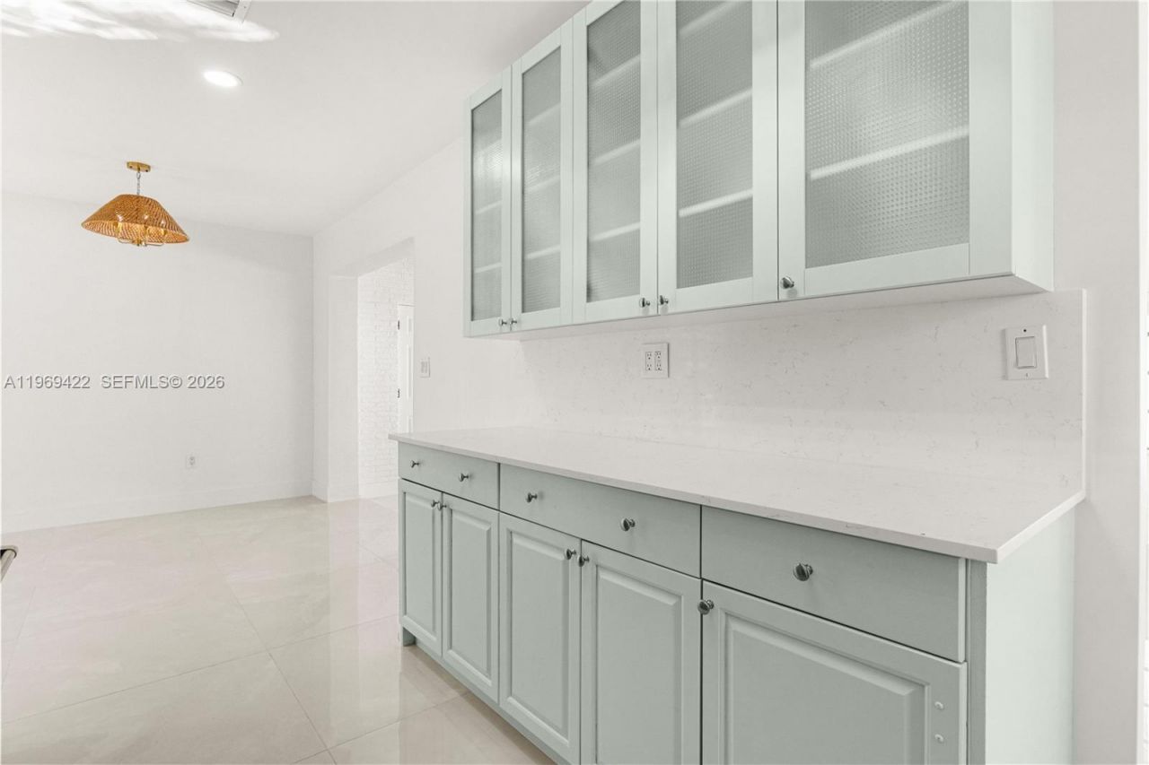9241 Marine Dr, Cutler Bay, FL 33189 Photo