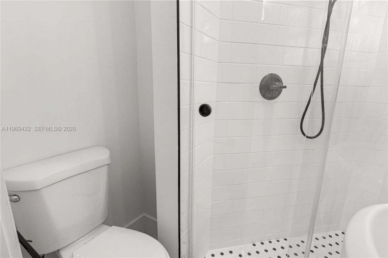 9241 Marine Dr, Cutler Bay, FL 33189 Photo