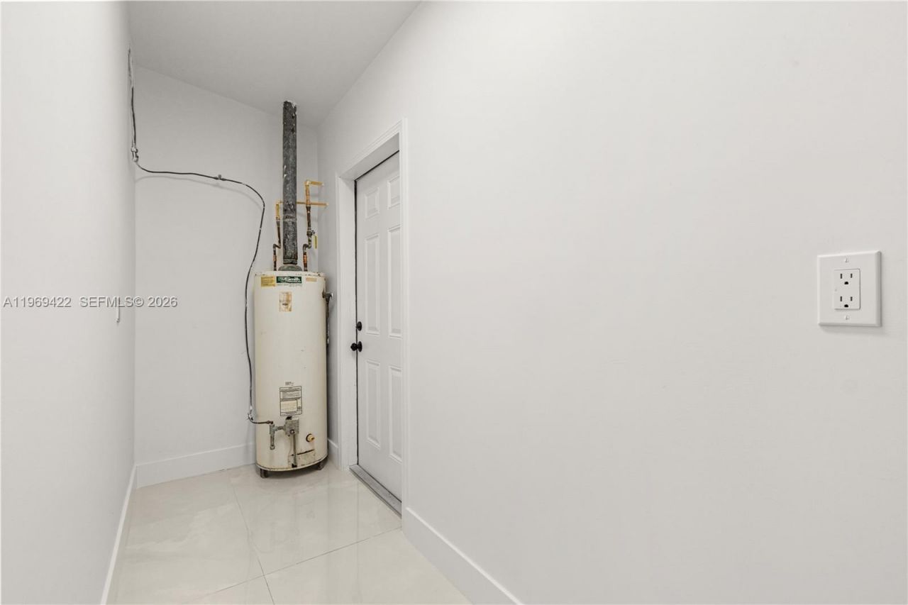 9241 Marine Dr, Cutler Bay, FL 33189 Photo