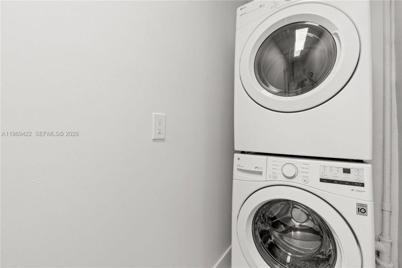 9241 Marine Dr, Cutler Bay, FL 33189 Photo