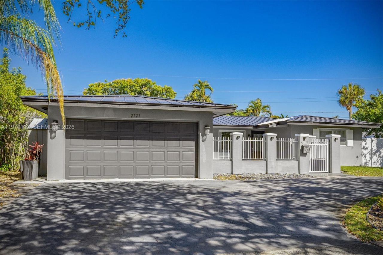 2121 NE 62nd St, Fort Lauderdale, FL 33308 Photo