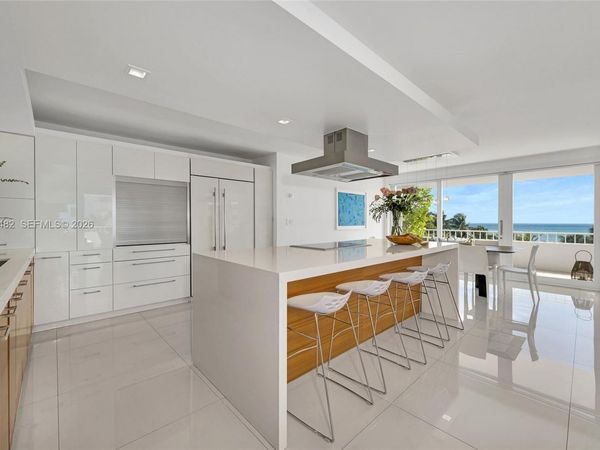 199 Ocean Lane Dr, Unit 401, Key Biscayne, FL 33149