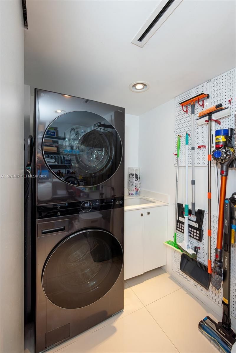 199 Ocean Lane Dr, Unit 401, Key Biscayne, FL 33149 Photo