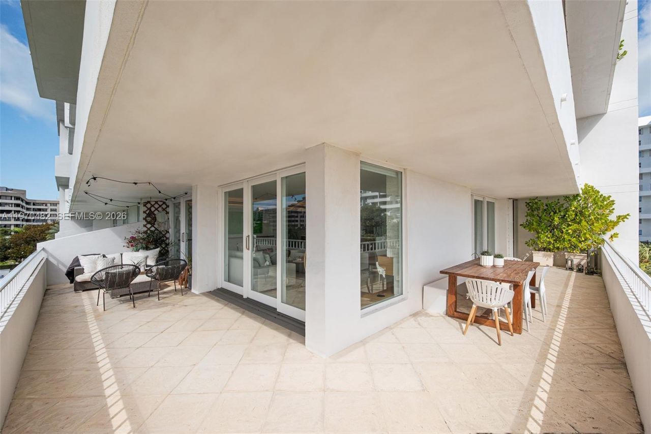 199 Ocean Lane Dr, Unit 401, Key Biscayne, FL 33149 Photo