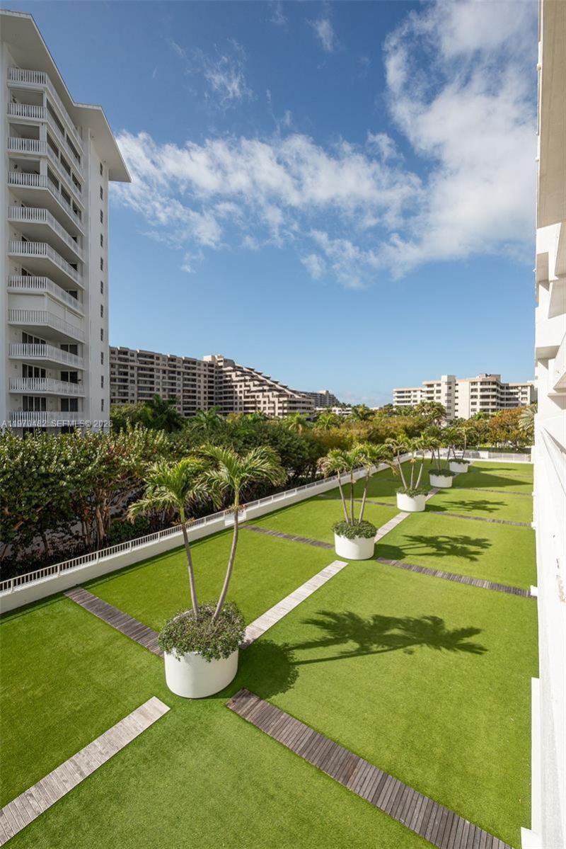 199 Ocean Lane Dr, Unit 401, Key Biscayne, FL 33149 Photo