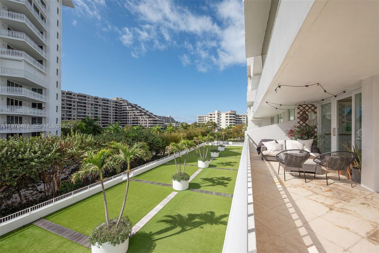 199 Ocean Lane Dr, Unit 401, Key Biscayne, FL 33149 Photo