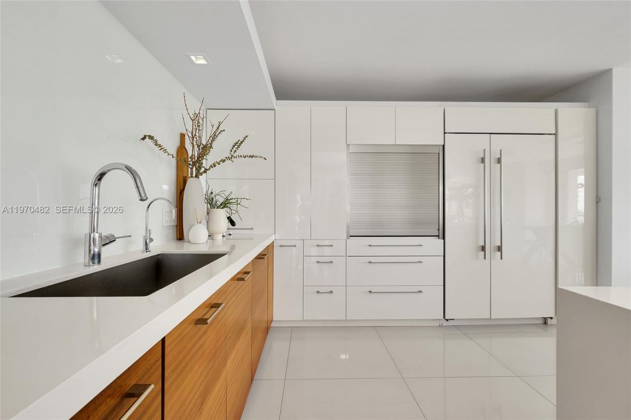 199 Ocean Lane Dr, Unit 401, Key Biscayne, FL 33149 Photo