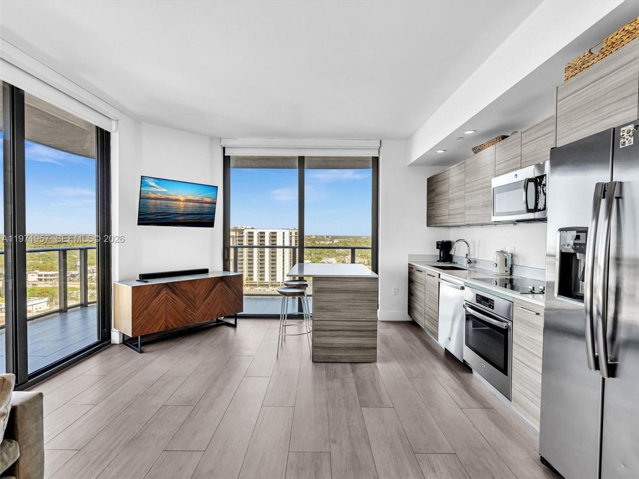 121 NE 34th St, Unit 2016, Miami, FL 33137 Photo