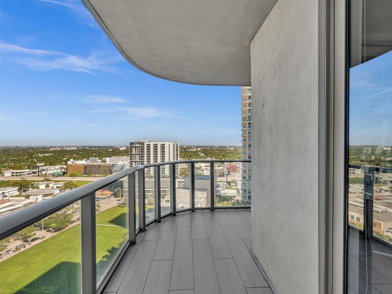 121 NE 34th St, Unit 2016, Miami, FL 33137 Photo