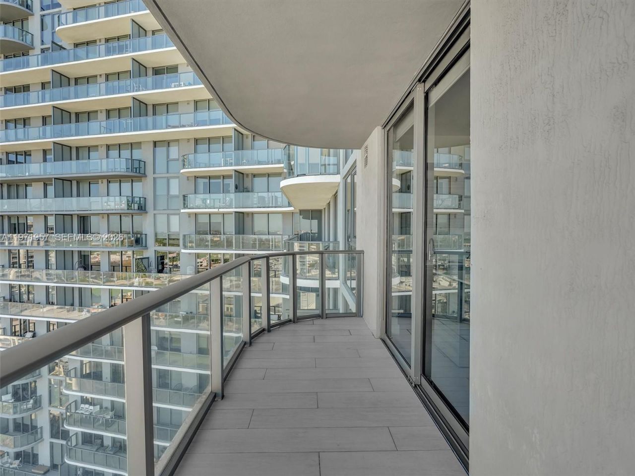 121 NE 34th St, Unit 2016, Miami, FL 33137 Photo